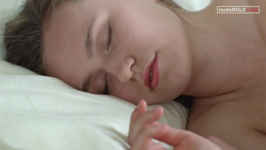 4. Lára, Ari's childhood friend nude – Sparrows (2015)