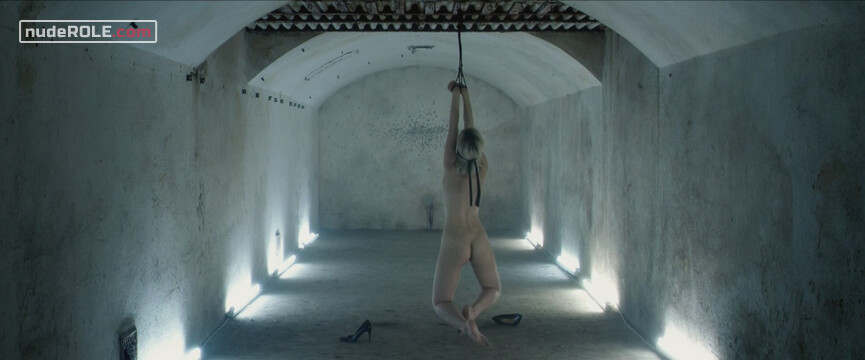 2. Kasia nude – Dark Crimes (2016)