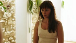 Adelaide Page sexy – Surrogate s01e03 (2017)