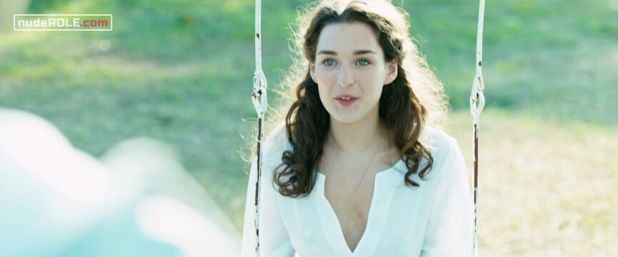 2. Léa nude – Le crocodile du Botswanga (2014)
