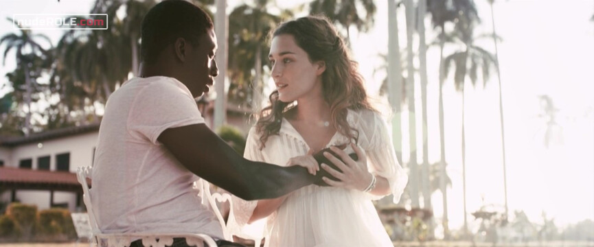 3. Léa nude – Le crocodile du Botswanga (2014)