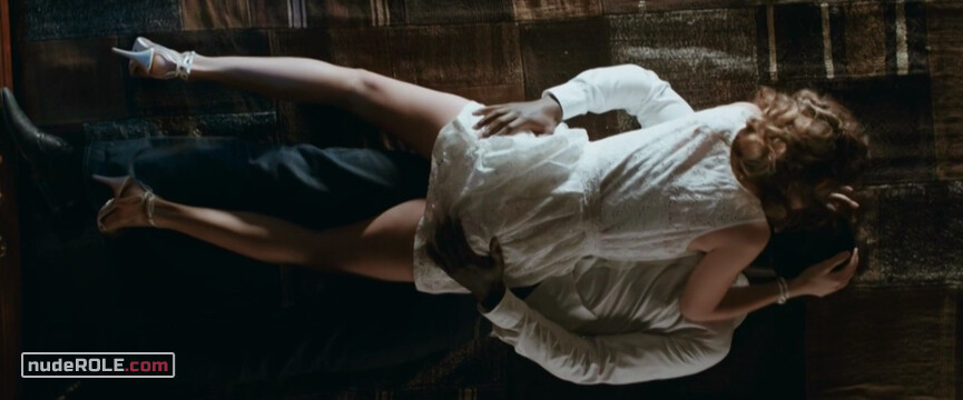 5. Léa nude – Le crocodile du Botswanga (2014)