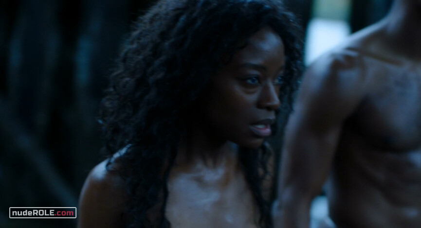 3. Donna nude – Siren s01 (2018)