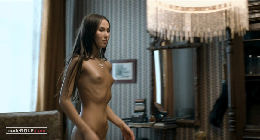 6. Sasha, daughter Kochegar nude – The Stoker (2010)