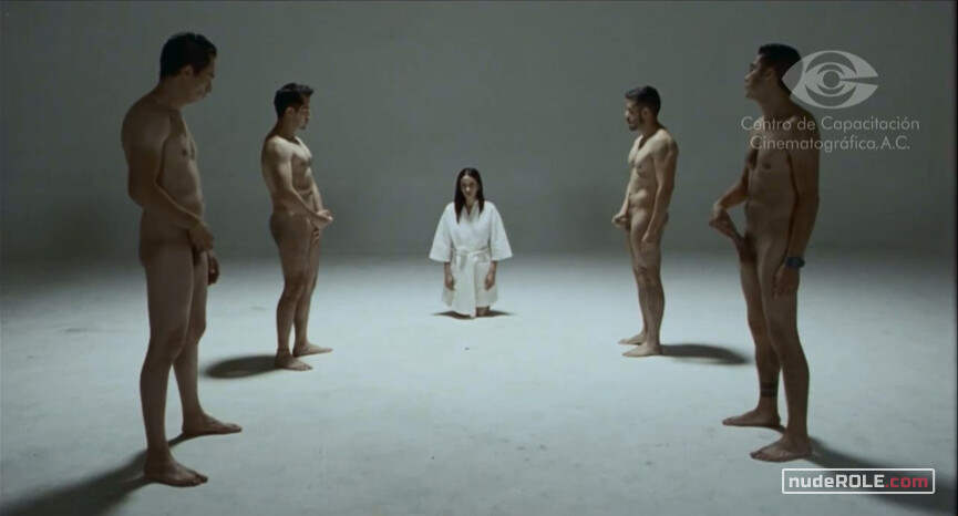 5. Clarisa nude – Clarisa (2012)