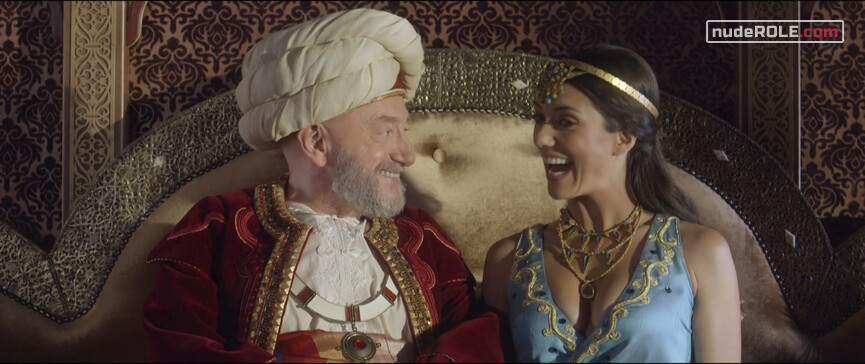 1. La princesse Shallia sexy – The New Adventures of Aladdin (2015)