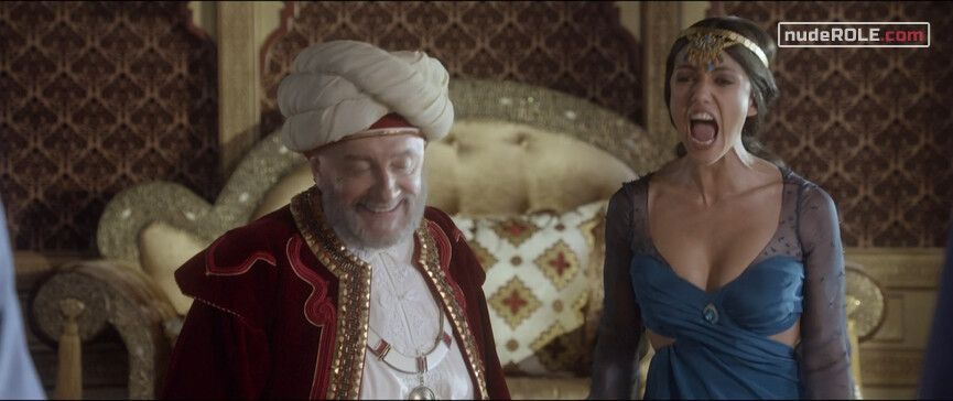 6. La princesse Shallia sexy – The New Adventures of Aladdin (2015)