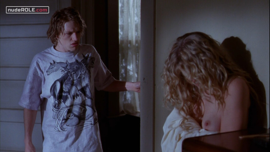 3. Jenifer nude – Masters of Horror s01e04 (2005)