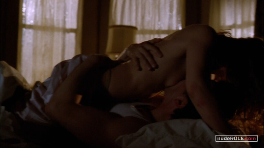 7. Jenifer nude – Masters of Horror s01e04 (2005)