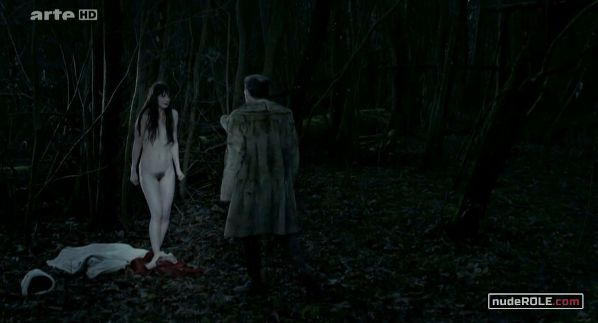 4. Blanche Neige nude – Miroir mon amour (2012)