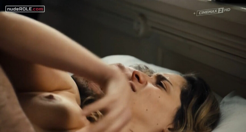 3. Varya nude – Out of Love (2016)