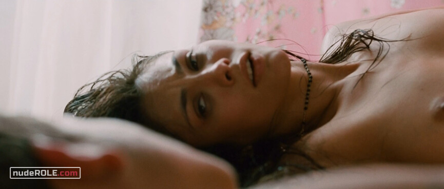 4. Martha Marlene nude – Sin Nombre (2009)