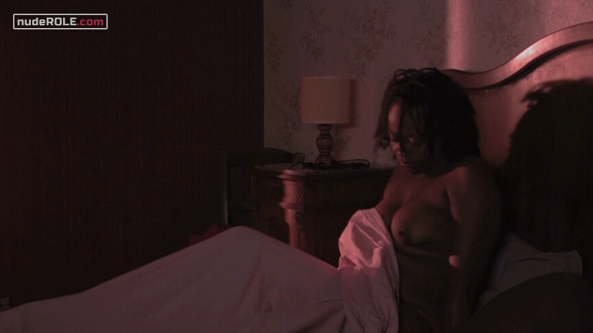5. Almina nude – Nevers (2013)