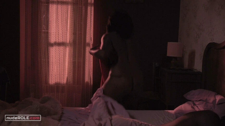 6. Almina nude – Nevers (2013)