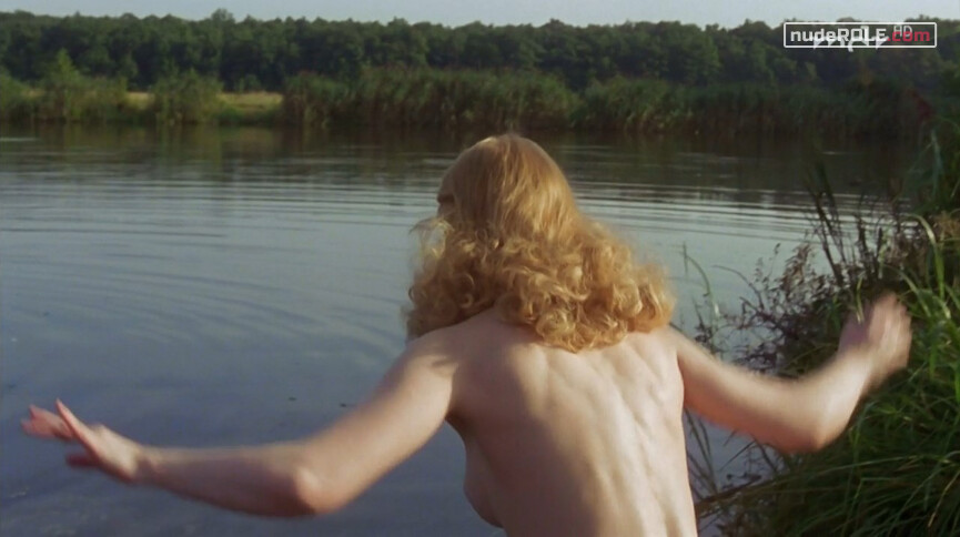 3. Claudia Brücken nude – Tage des Sturms (2003)