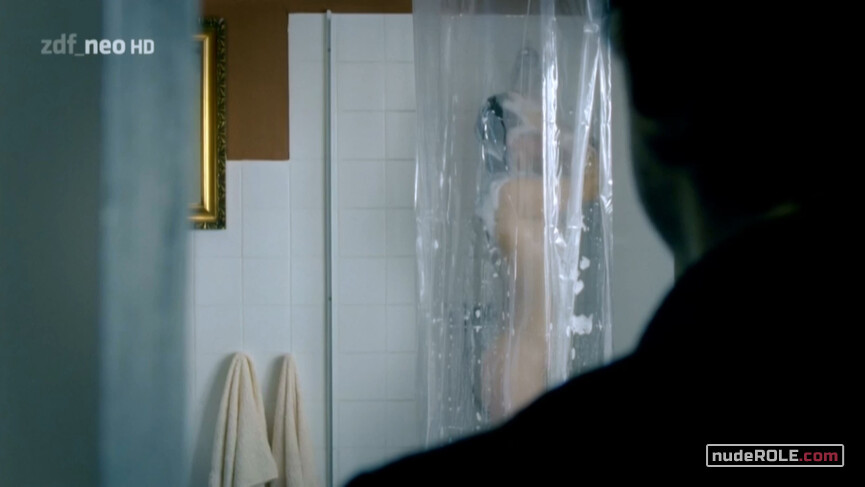 6. Heike Bauermeister nude – Stralsund s01e03 (2012)