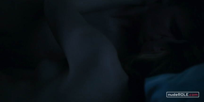3. Karolina Lis nude – 1983 s01e04 (2018)