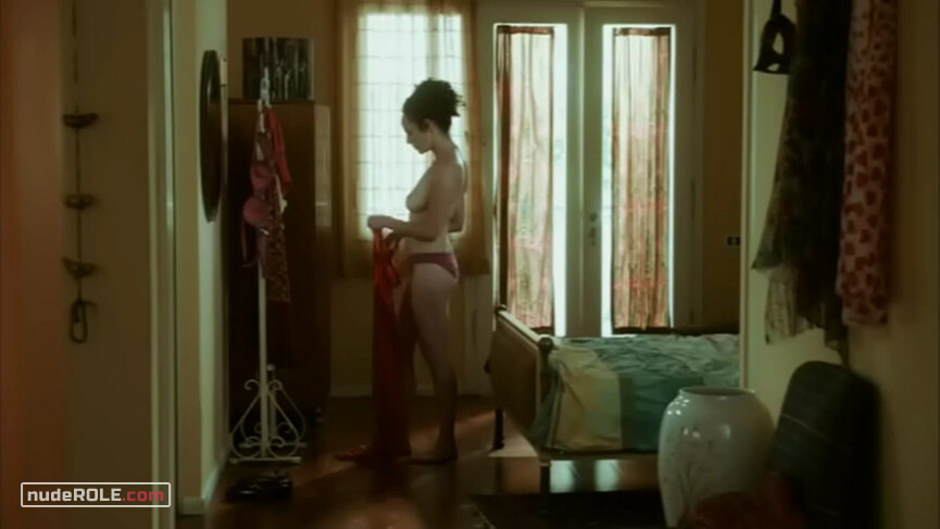 7. זהבה לוי nude – Single Plus (2012)