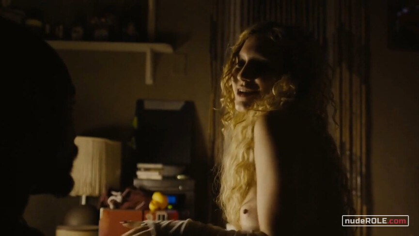 1. Geise nude – Impuros s01e03-06 (2018)