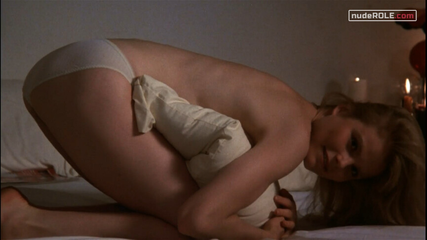 8. Mariel Hemingway, Tabitha Herrington, Exotic Dancer nude – Star 80 (1983)