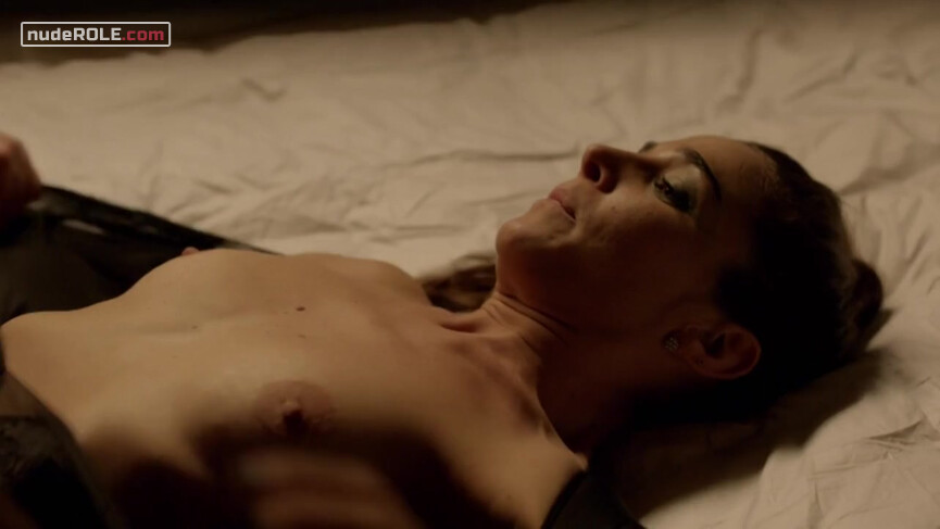 1. Edha nude – Edha s01e05-06 (2018)