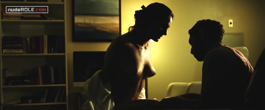 2. Yasmine nude – On Again Off Again (2016)