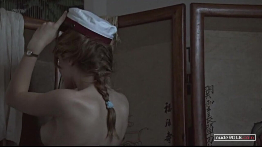 4. Gertrud Wallin nude – Album s01e03 (2008)