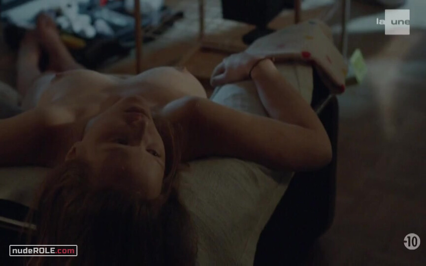 7. Nina Gomez nude, Céline Jacob nude – Unit 42 s01E01 (2017)