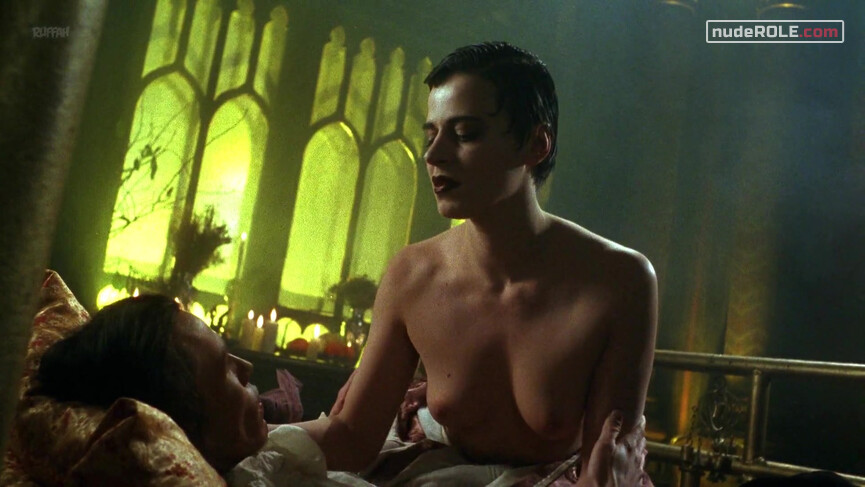 3. Serena nude, Dreamy Girl nude – The Vampire Journals (1997)