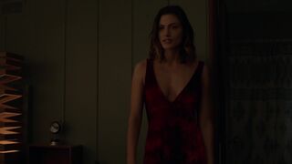 Delphine nude – The Affair s04E05 (2018)