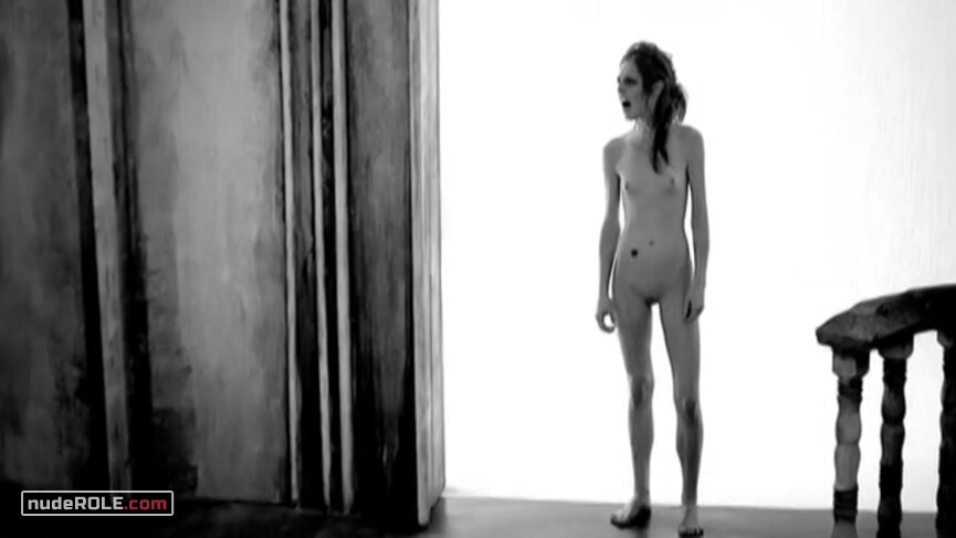 2. Joy nude, Ina nude – Liminal (2008)