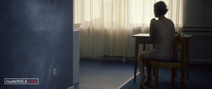 10. Lynn nude – The Chambermaid Lynn (2014)