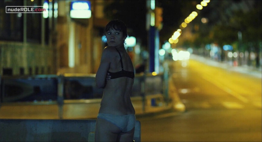9. Mara nude – Formentera (2012)
