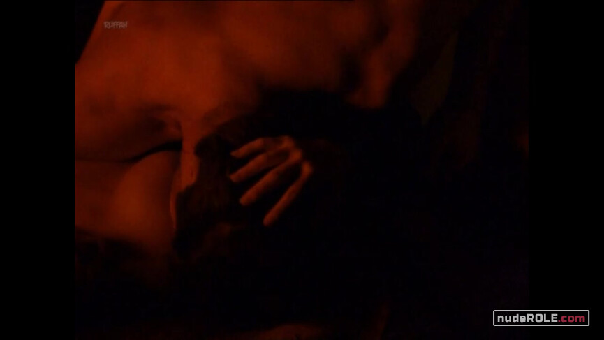 3. Rachel nude – The Hunger s02E10 (1999)
