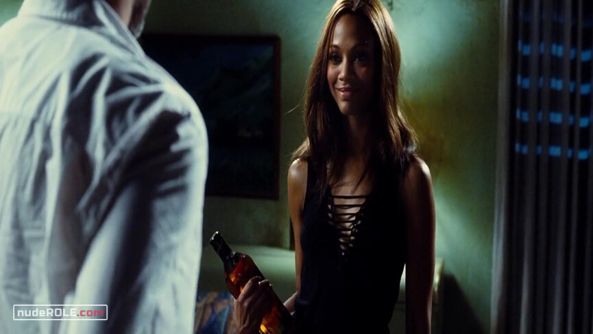 2. Aisha sexy – The Losers (2010)
