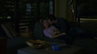 Chloe sexy – 13 Reasons Why s02E07 (2018)