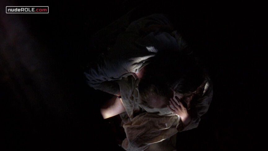 3. Neda nude – Dust (2001)