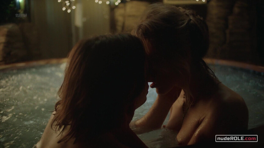 1. Candy nude – I'm Dying Up Here s02e01 (2018)