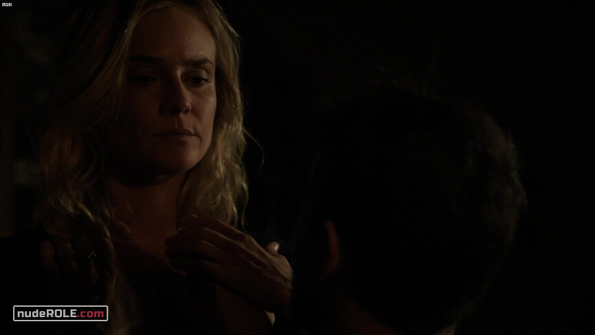 24. Sonya Cross sexy – The Bridge s02e04 (2014)