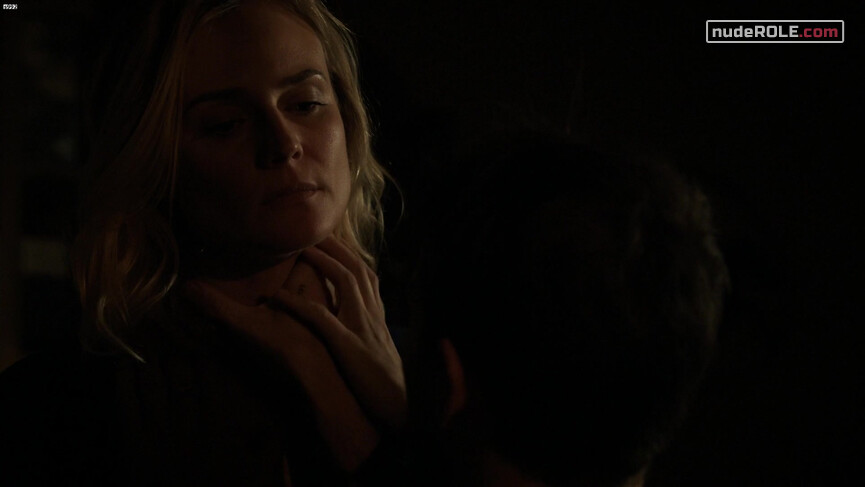 28. Sonya Cross sexy – The Bridge s02e04 (2014)