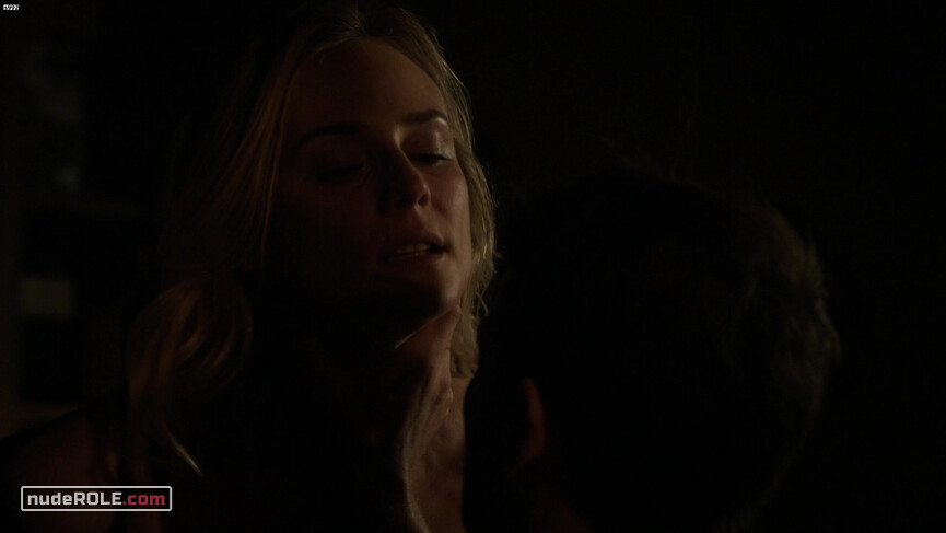 37. Sonya Cross sexy – The Bridge s02e04 (2014)