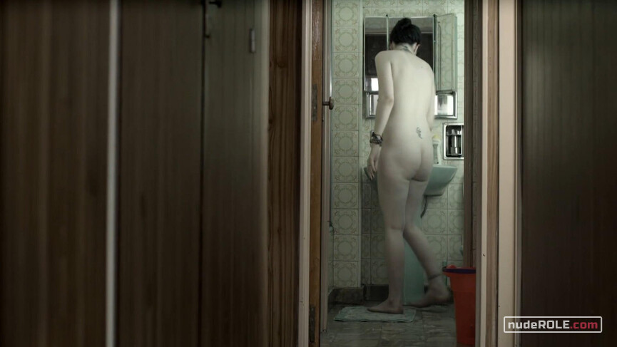2. Alanis, Maria nude – Alanis (2017)