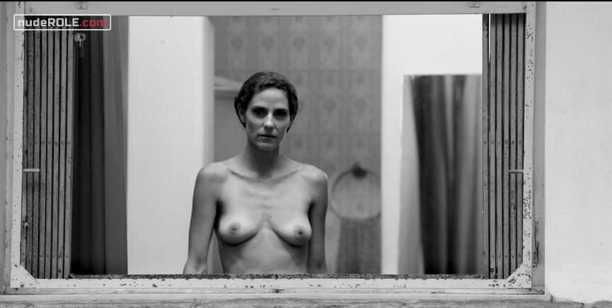 1. Bárbara nude – Naked s01e07 (2018)