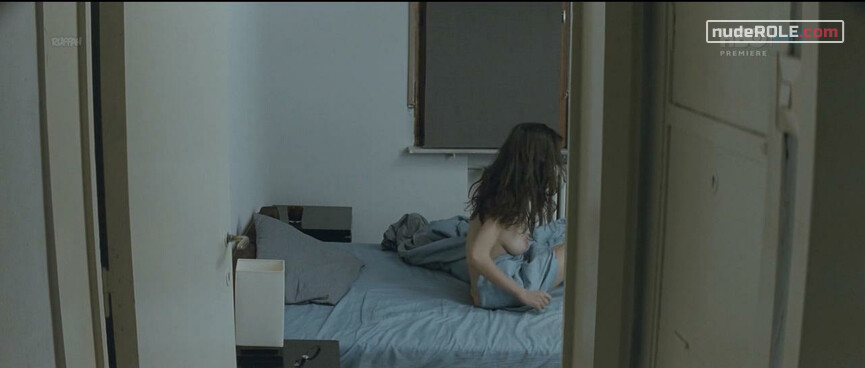 3. Alina nude – When Evening Falls on Bucharest or Metabolism (2013)