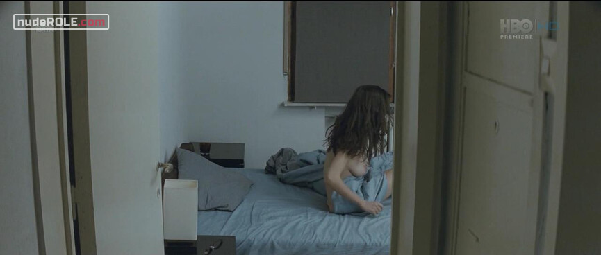 3. Alina nude – When Evening Falls on Bucharest or Metabolism (2013)