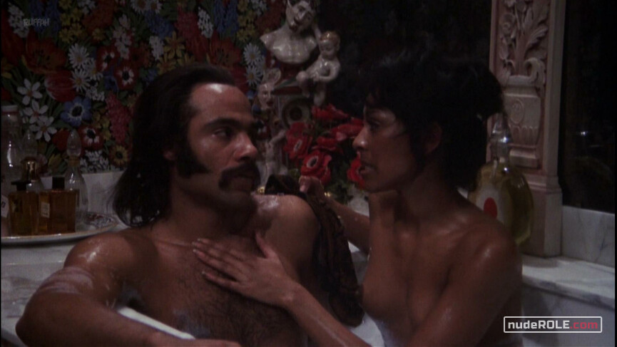 1. Georgia nude, Cynthia nude – Super Fly (1972)