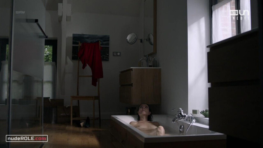 3. Louise Sevran nude – Crimes parfaits s01e04 (2017)