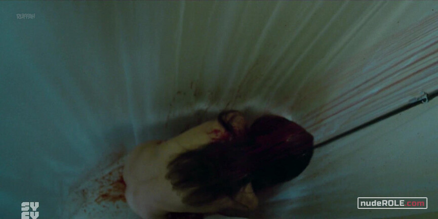 3. Sophia Moon nude – Ghost Wars s01e05 (2017)