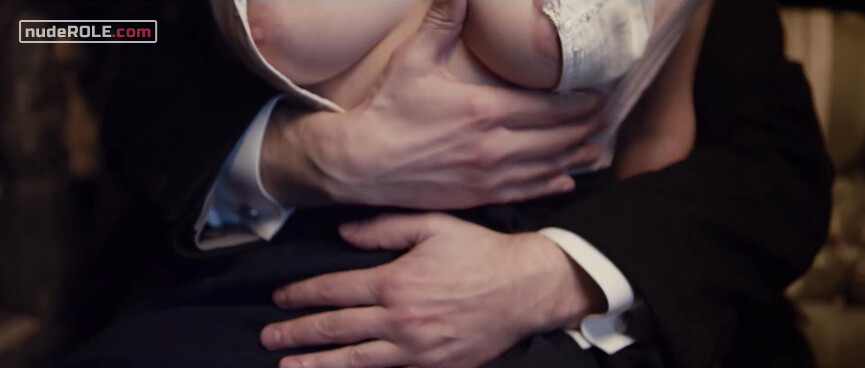 8. Natalia Sedova nude – Trotsky s01e02 (2017)