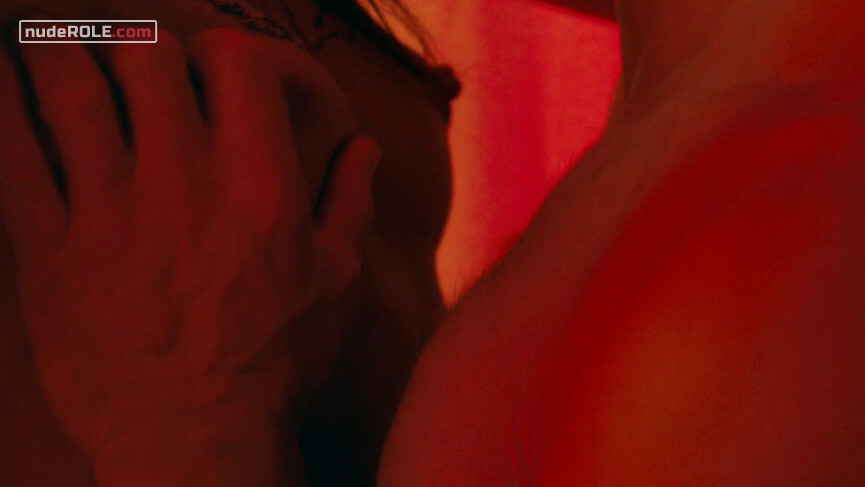 4. Rosa Varga nude – Strike Back s06e03 (2017)